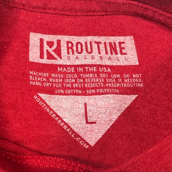 Routine Baseball Large Red Wendy Peffercorn Tee - Picture 2 of 4